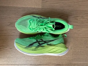 Gebrauchtes Asics Superblast 2 bike