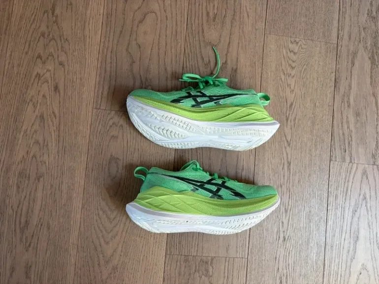 Gebrauchtes Asics Superblast 2 bike — Bild 4 von 5