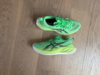 Gebrauchtes Asics Superblast 2 bike — Bild 3 von 5
