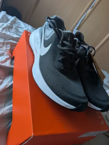 Gebrauchtes Nike Revolution 7 bike — Bild 3 von 6