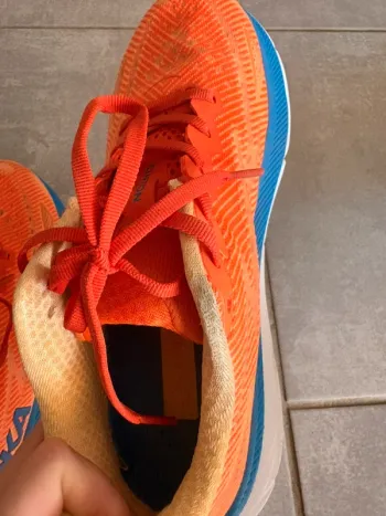 Hoka Shoes bike usato — immagine 7 di 8