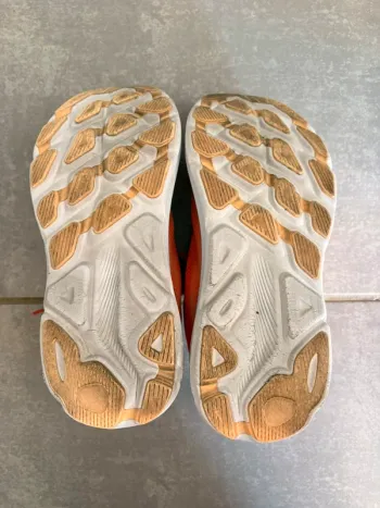 Hoka Shoes bike usato — immagine 6 di 8
