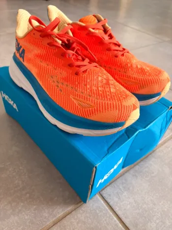 Gebrauchtes Hoka Shoes bike