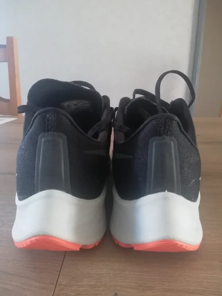 Tweedehands Pegasus Air Zoom 37 bike — afbeelding 3 van 3