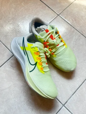 Used Lightweight Air Zoom Pegasus 38 bike — image 7 of 8