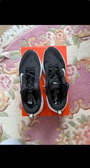 Używany Nike Vomero Plus bike — zdjęcie 3 z 3