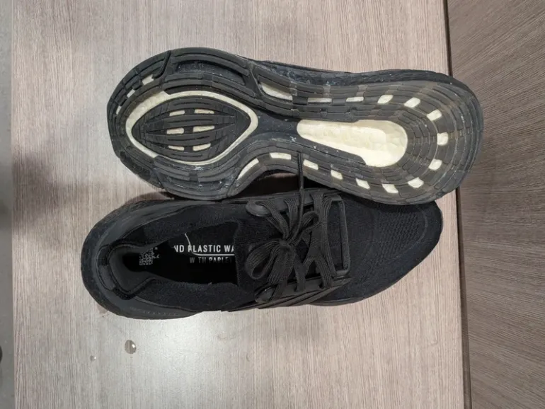 Adidas Ultraboost bike d'occasion — image 3 sur 5