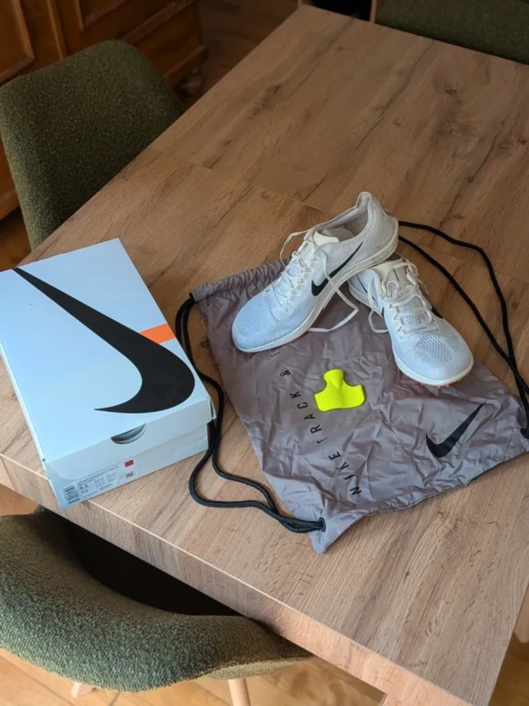 Orange Nike ZoomX Dragonfly 2 bike d'occasion — image 2 sur 15