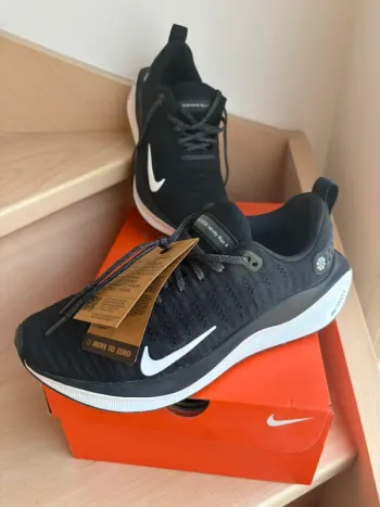 Nike Infinity Run 4 bike usato — immagine 3 di 6