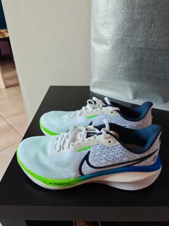 Tweedehands Nike Vomero 17 bike