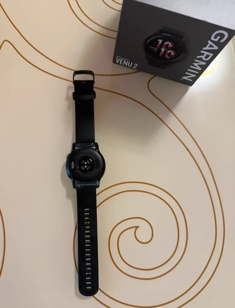 Used Garmin Venu 2 bike — image 2 of 4