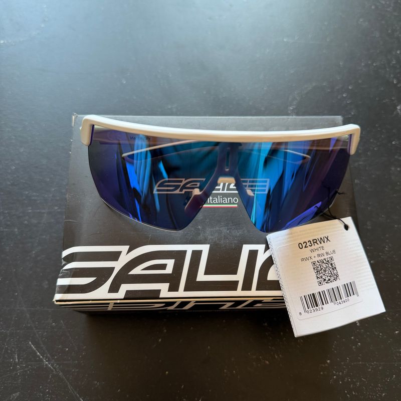 Käytetty SALICE White RWX + RW BLUE// NEW!! 50% OFF!! 2025 Cycling Accessories