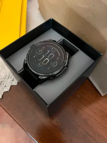 Used Garmin Fenix 8 bike — image 2 of 4