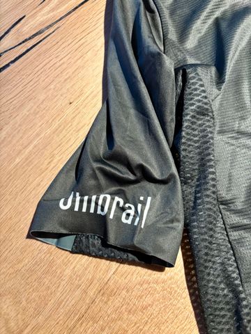 Used umbrail Green bike — image 4 of 5