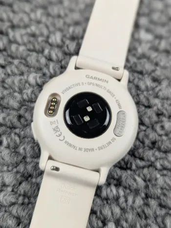 Used Garmin Vivoactive 5 bike — image 3 of 6