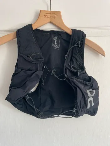 Used On Running Ultra Vest 10L bike — image 2 of 3