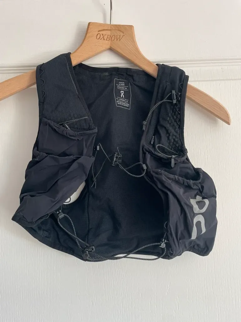 Used On Running Ultra Vest 10L bike — image 2 of 3
