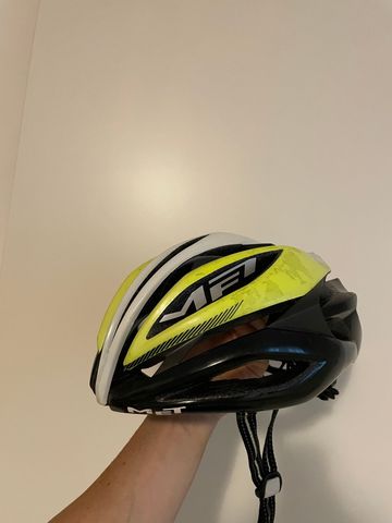 Used MET no bike — image 4 of 5