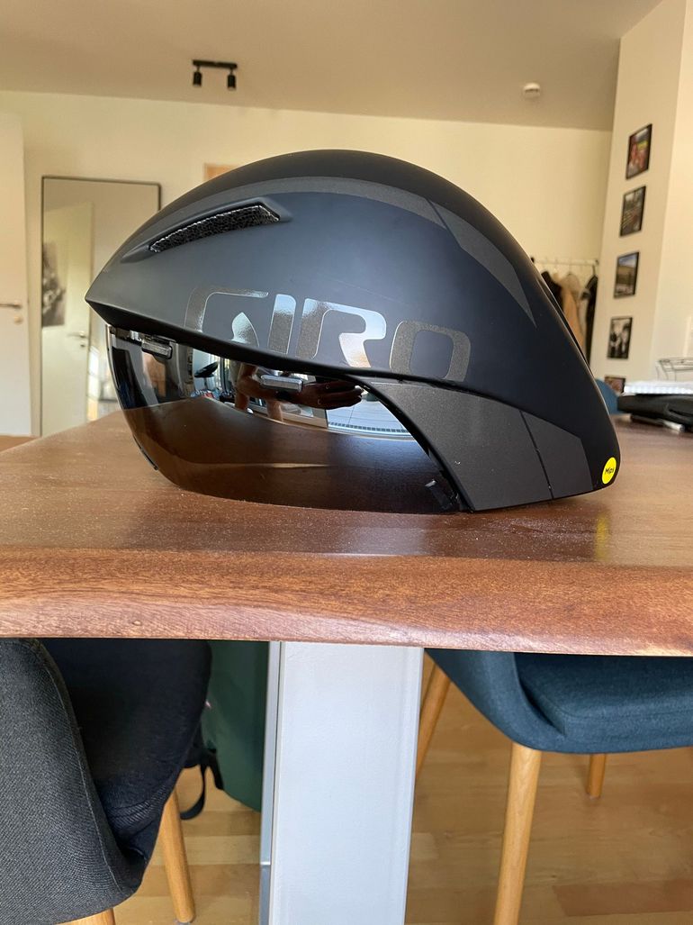 Brugt Giro Aerohead MIPS Helmet bike — billede 2 af 7