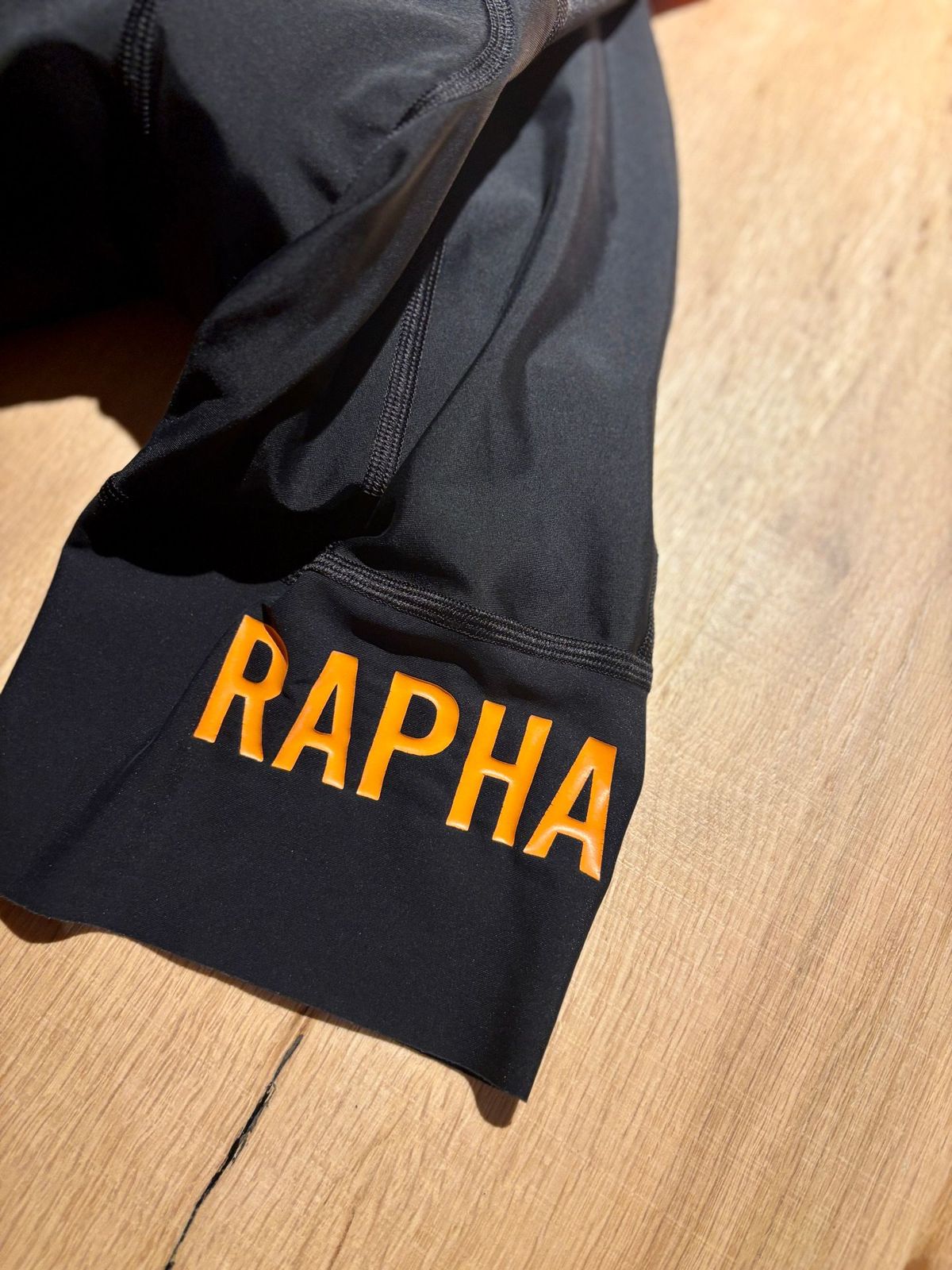 美品✨Rapha Pro Team ビブタイツ M オレンジ/ブラック Rapha Pro Team | buycycle