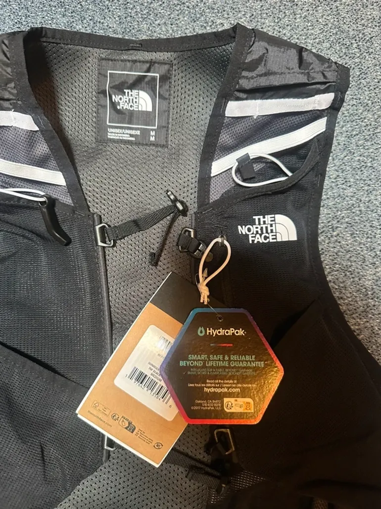 The North Face Trailrunning Laufweste 8 Liter bike usato — immagine 3 di 7
