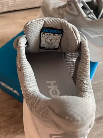 Hoka Clifton 10 bike d'occasion — image 3 sur 4