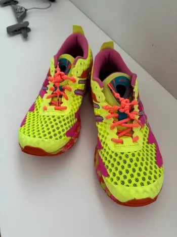 Tweedehands Asics sneakers bike — afbeelding 2 van 8