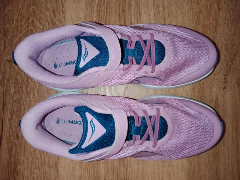Saucony Running Shoes bike d'occasion — image 11 sur 15