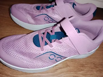 Saucony Running Shoes bike d'occasion — image 15 sur 15