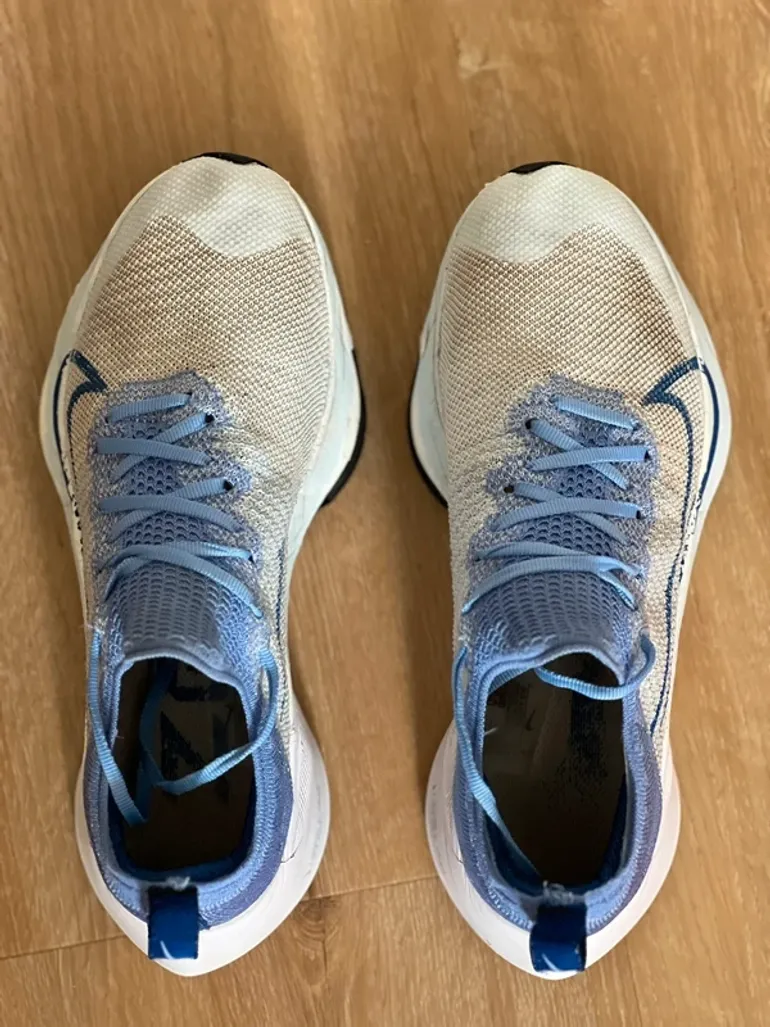 Tweedehands Nike Air Zoom Tempo Next % bike — afbeelding 3 van 5