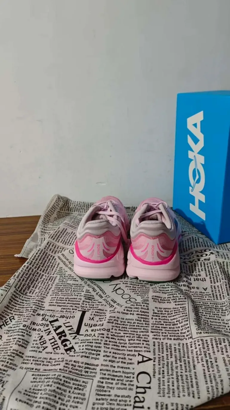 Hoka Bondi 9 bike d'occasion — image 4 sur 6