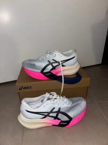 Gebrauchtes Asics Metaspeed Sky Paris bike