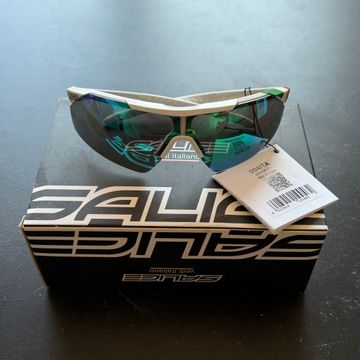 SALICE White ITA RW Green// NEW!! 50% OFF!! 2025 Cycling Accessories d'occasion