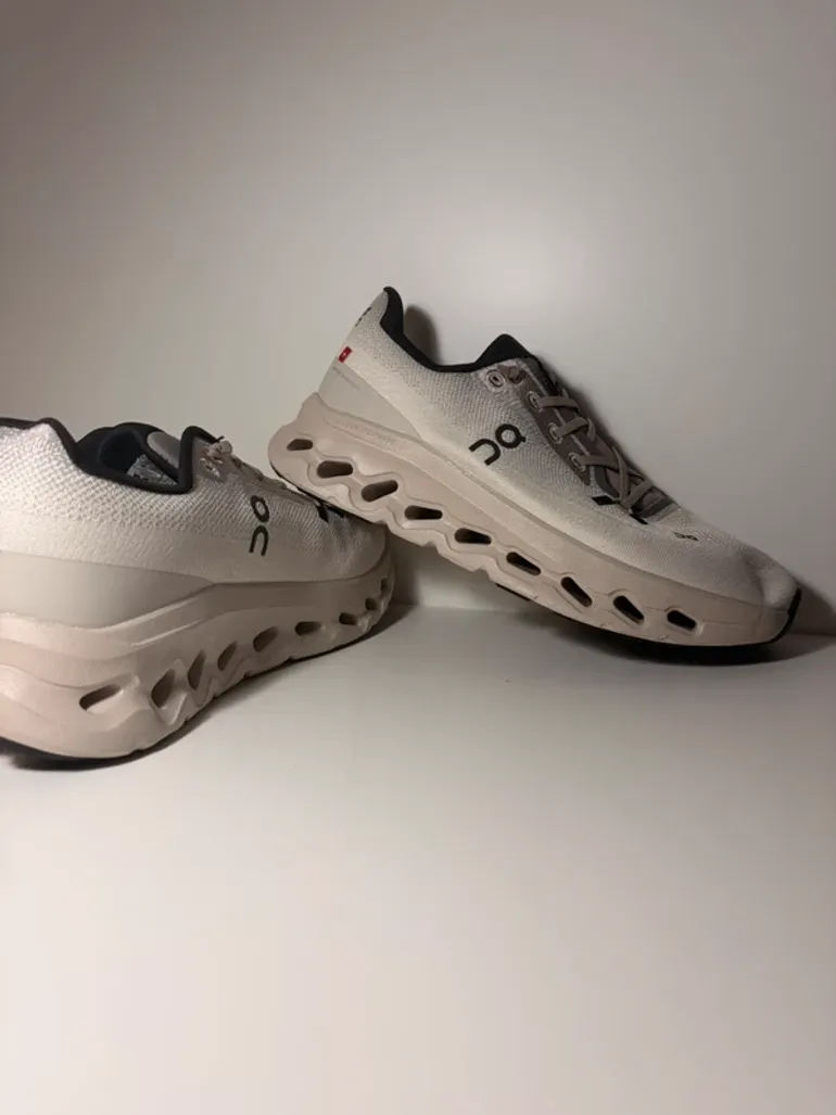 Used On Running On Cloud bike — image 13 of 15