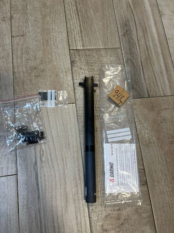 Gebrauchtes Darimo Carbon Seatpost 2025 bike — Bild 1 von 7
