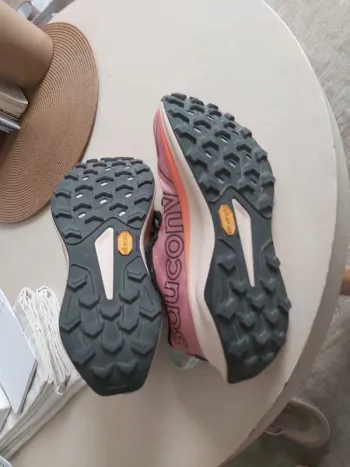 Używany Saucony Peregrine 16 bike — zdjęcie 7 z 8
