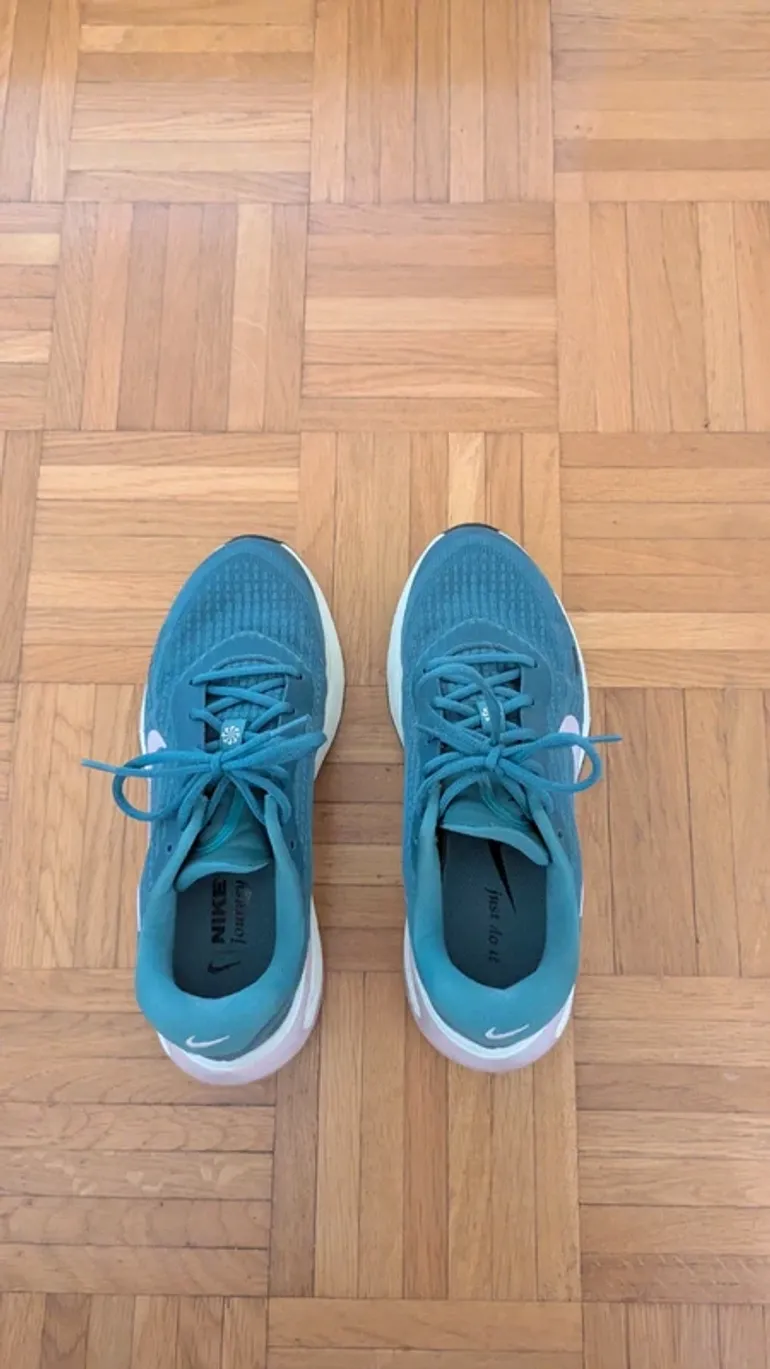 Używany Nike Journey Run bike — zdjęcie 2 z 4