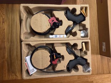Brugt Sram Force D2 Shifter/Brake Lever Set 2025 bike — billede 1 af 2