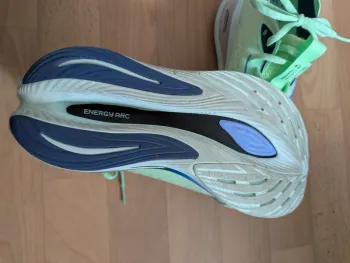 New Balance FuelCell SuperComp Trainer v3 bike de segunda mano — imagen 3 de 6