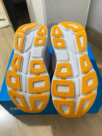 Použité Hoka Shoes size 40 bike — obrázek 8 z 8