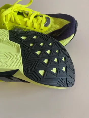 Używany New Balance FuelCell Rebel V5 bike — zdjęcie 8 z 15
