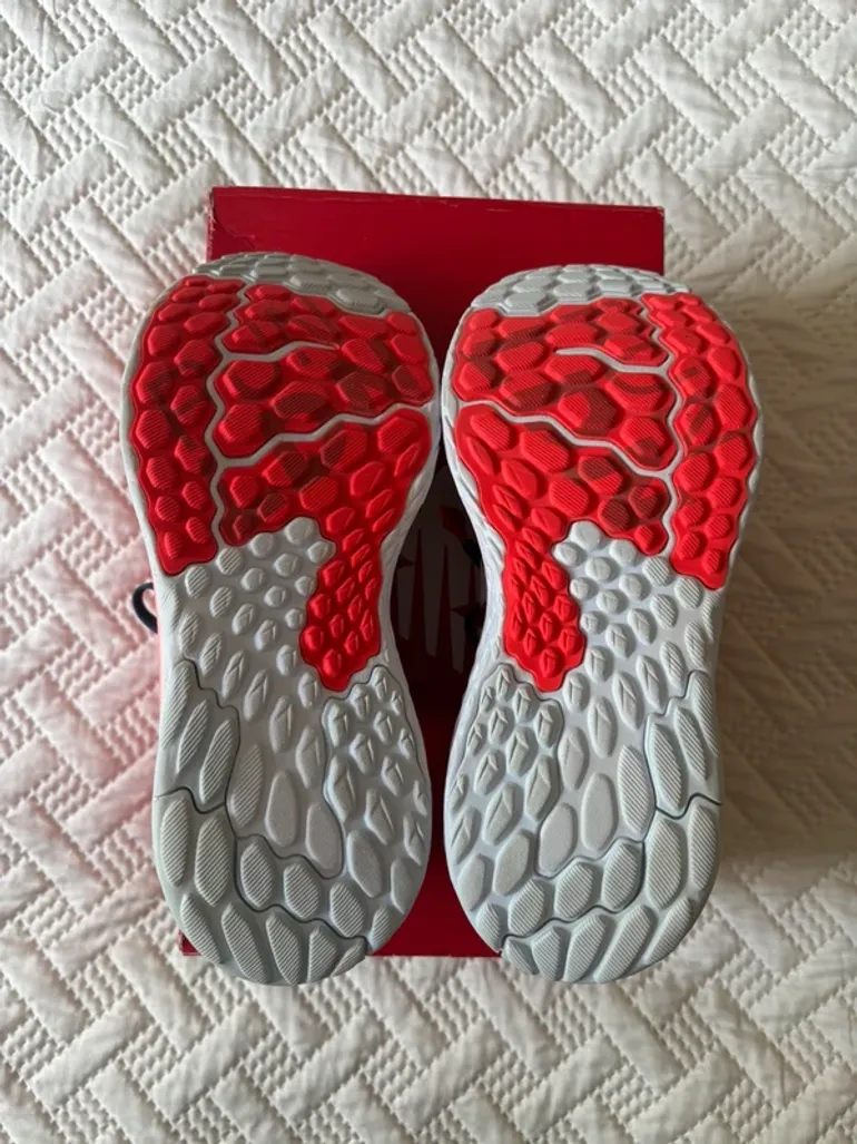 Używany New Balance Fresh Foam London Marathon Edition 2020 bike — zdjęcie 10 z 14