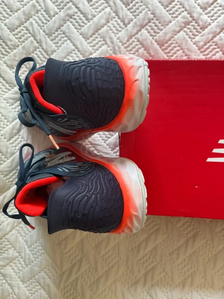 Używany New Balance Fresh Foam London Marathon Edition 2020 bike — zdjęcie 8 z 14