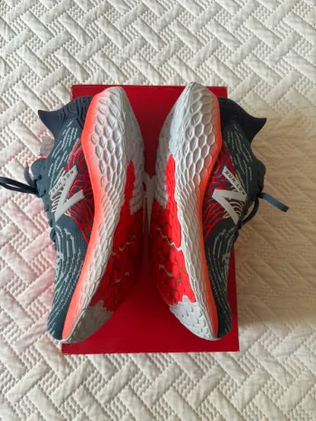 Używany New Balance Fresh Foam London Marathon Edition 2020 bike — zdjęcie 9 z 14