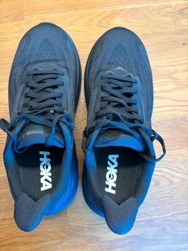 Used Hoka Clifton 9 bike — image 5 of 9