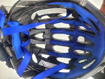 Brugt helmet+ CRONOS 2026 bike — billede 4 af 9
