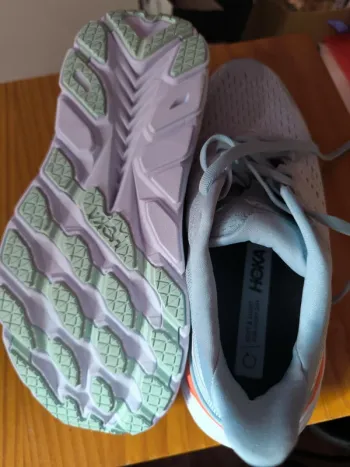 Used Hoka Clifton 8 bike — image 3 of 5