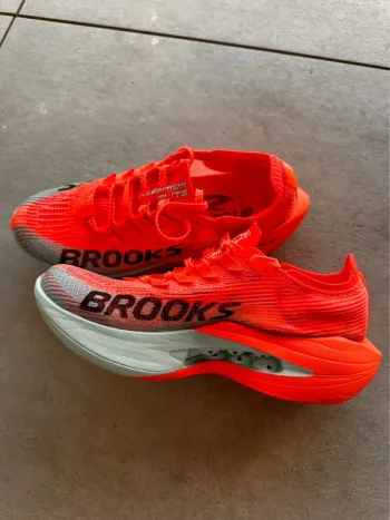 Brooks Hyperion Elite 5 2025 bike d'occasion