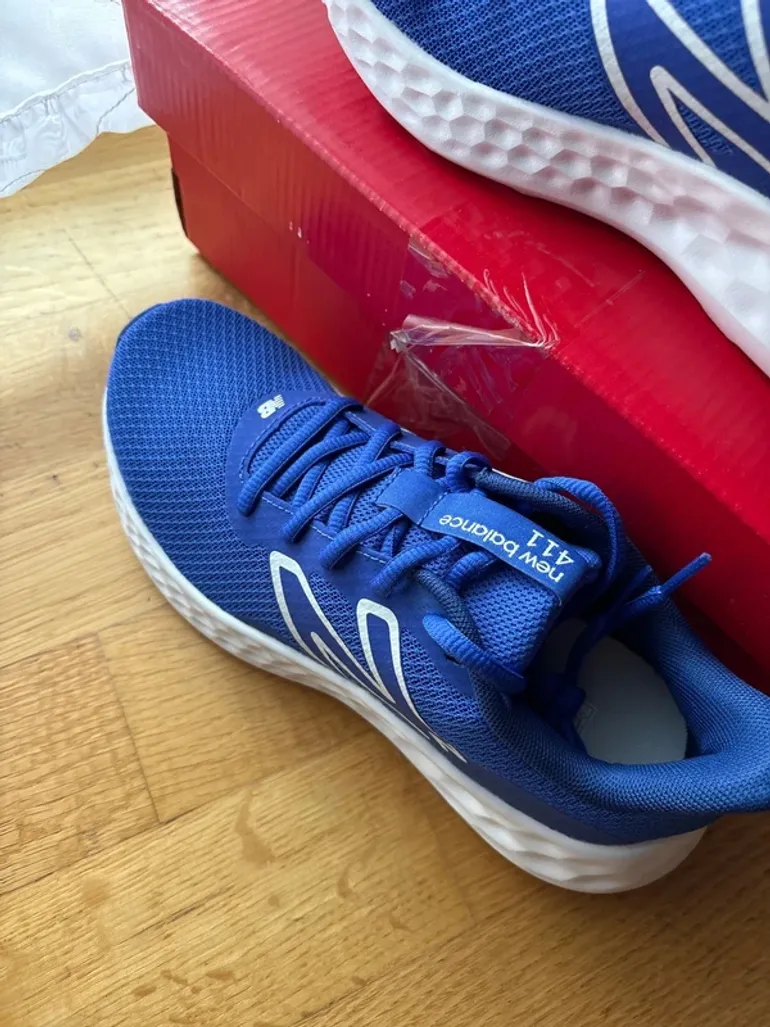 Used New Balance 411 bike — image 2 of 5