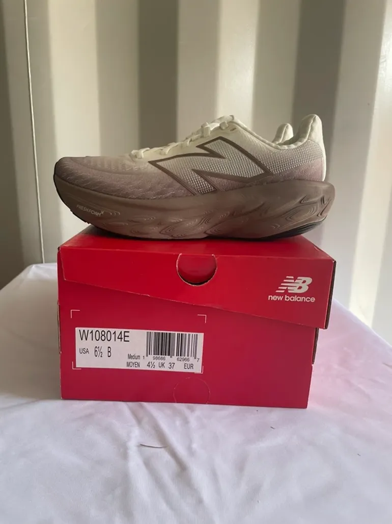 Used New Balance 1080 bike — image 3 of 3